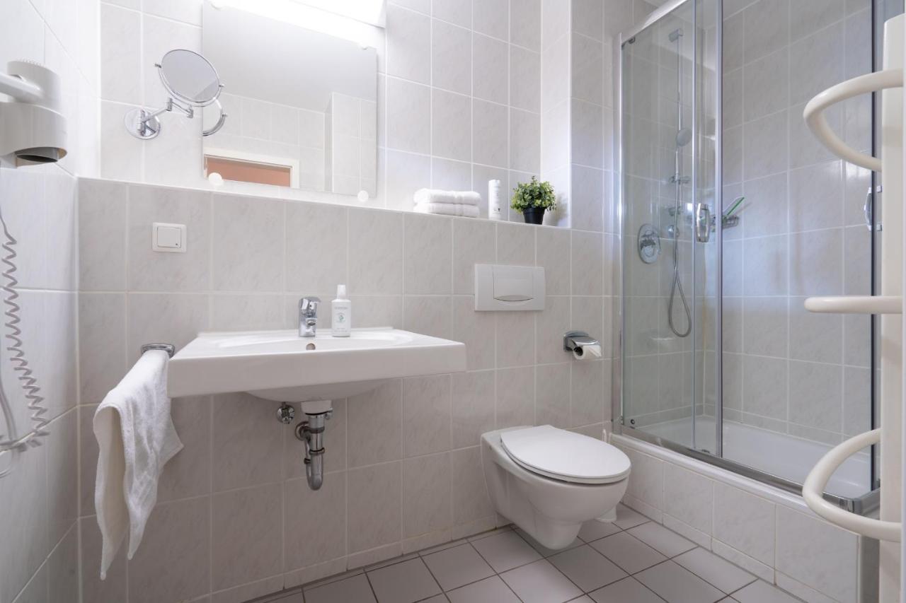 Feriendorf Rugana - Komfort Appartement Mit 1 Schlafzimmer Und Terrasse B16 드란스케 외부 사진
